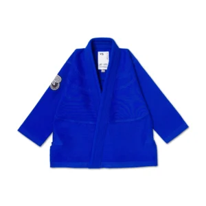 Albino & Preto Essential Kids BJJ Gi, royal blue 350GSM pearl weave (BW) — top front view with black & white embroidery